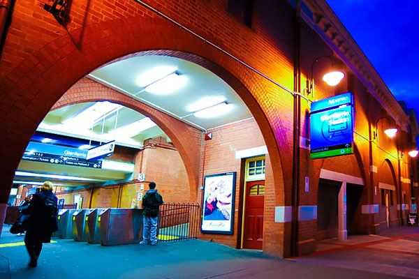 HH_Nearby_Glenferrie_Train_Station